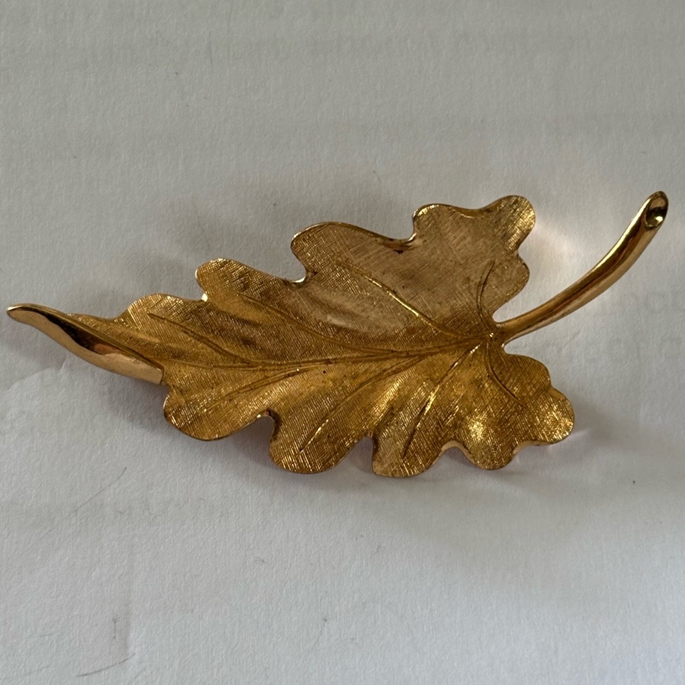 Monet antique Gold Leaf Brooch